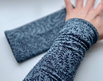 Arm warmers, cuffs, accessories, wrist warmers, muffs, cuffs, arm warmers, blue, navy, blue-gray discreet