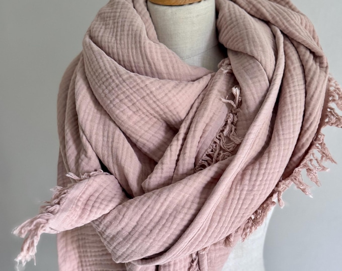 Muslin cloth XXL giant & super soft wrap scarf pink pastel dusty pink gift woman ladies stole summer scarf triangular scarf fringes