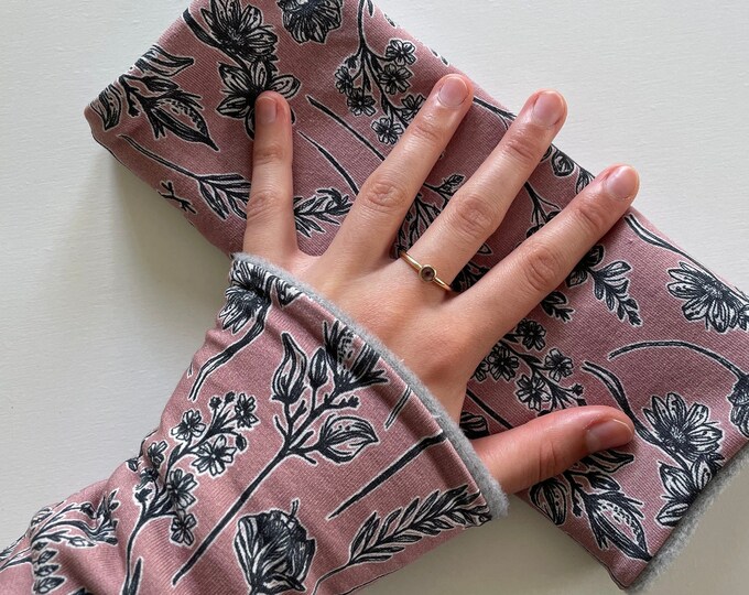Armwarmers Cuffs Accessories Wristwarmers Muffs Cuffs Arm warmers Pink Grey