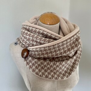 Wrap Scarf Loop Button Pink Gray