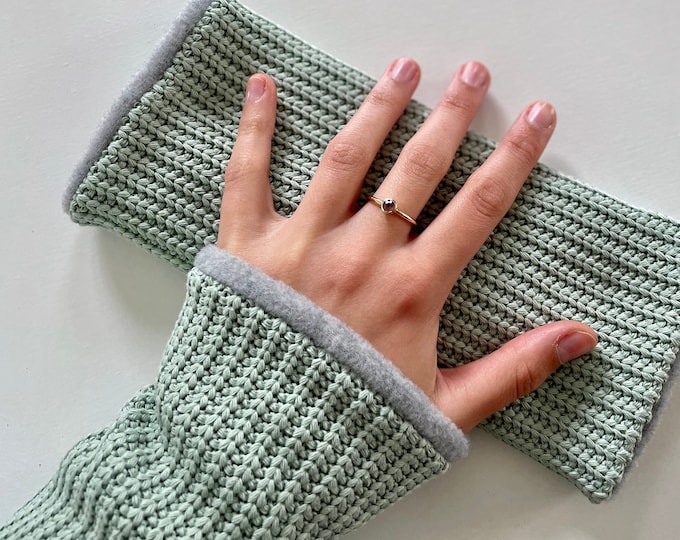 Arm warmers cuffs wrist warmers muff knit green reed mint fleece winter lined
