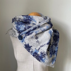 Wrap scarf triangular scarf button scarf loop scarf blue batik cloth fleece winter