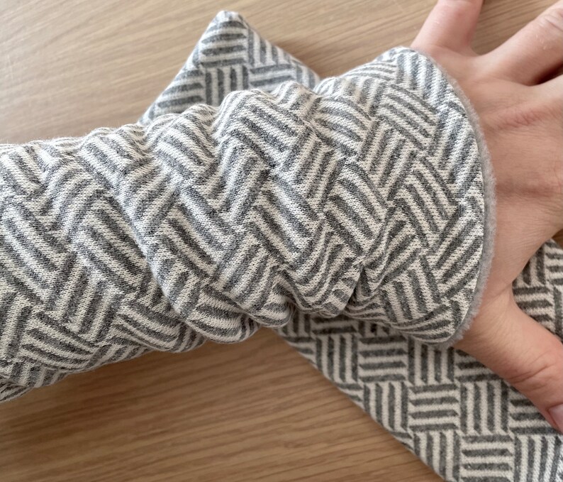 Stulpen Armstulpen Müffchen Pulswärmer Cuffs Arm warmers Handgelenk Müffchen Handschuh Handwärmer Bild 5