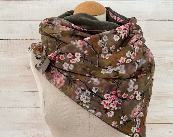 Wrap Scarf Loop Button Pink Gray