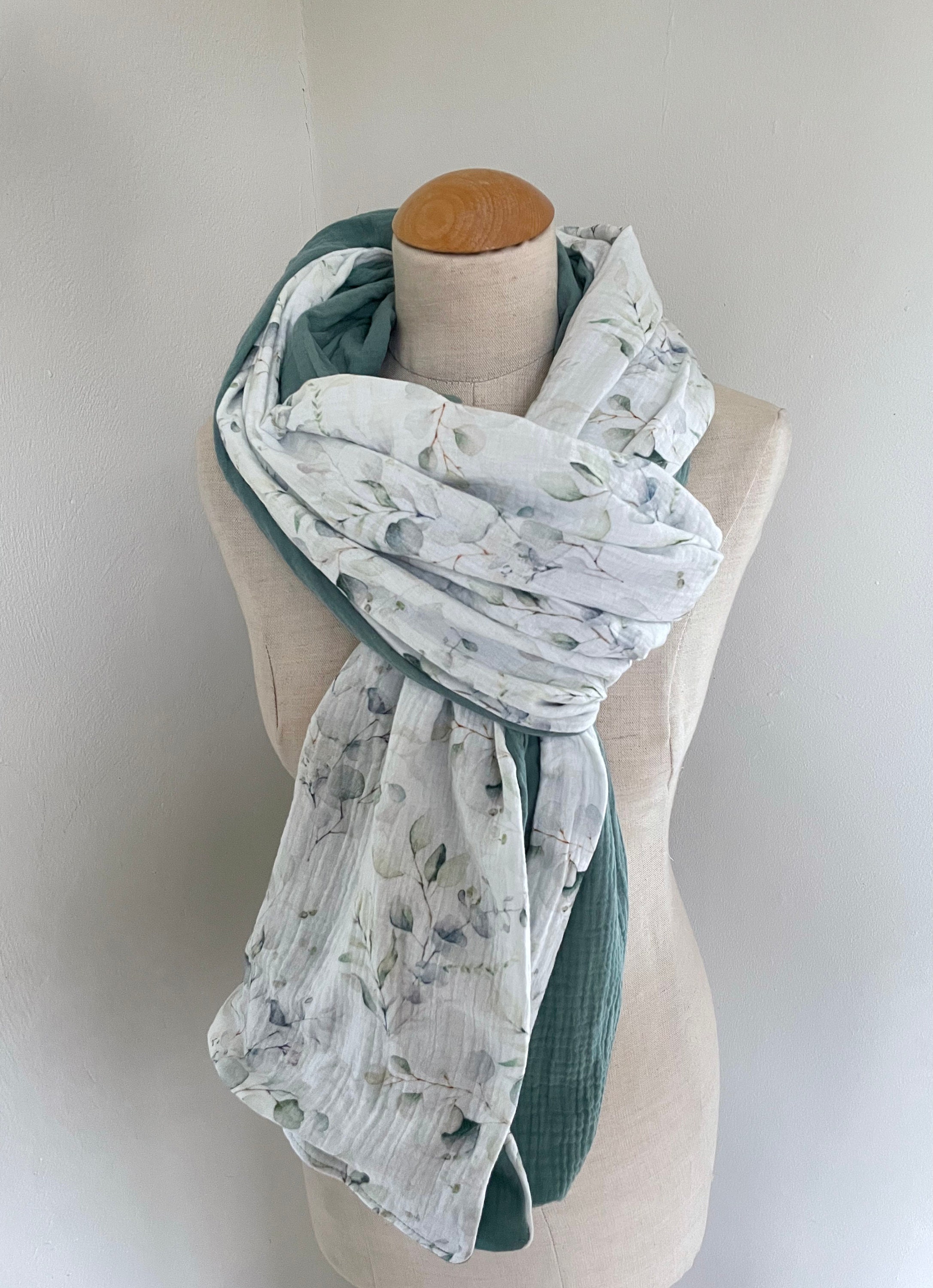 Eucalyptus centralised muslin wrap