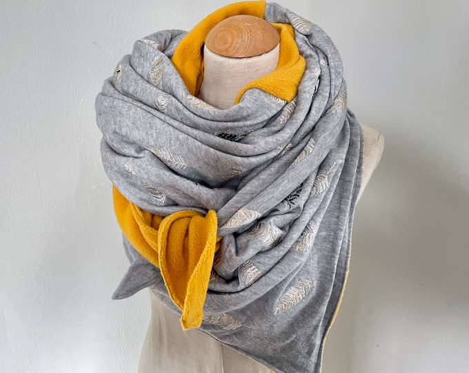 Triangular scarf wrap scarf oversize wrap scarf birds feather knit grey beige silver yellow curry