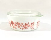 Pyrex Pink Gooseberry Casserole Dish 472 with Lid