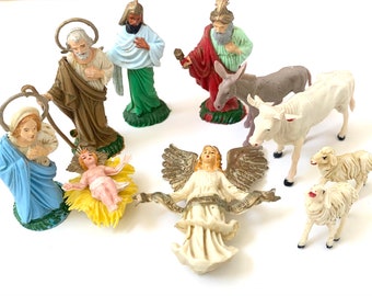 Lot De 8 Santons De Crèche Anciens – Fait Main – Devineau ? – Hauteurs 9,8 à 15,5 Cm