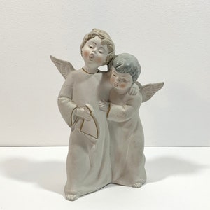 Christmas Holiday Singing Angel Figurine Paper Mache Angels
