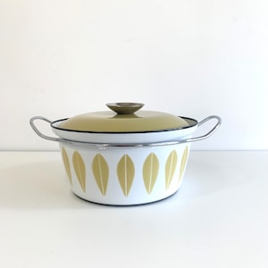 Cathrineholm Yellow and White Lotus Casserole Dish Danish Modern Enamelware Cookware Made in Denmark