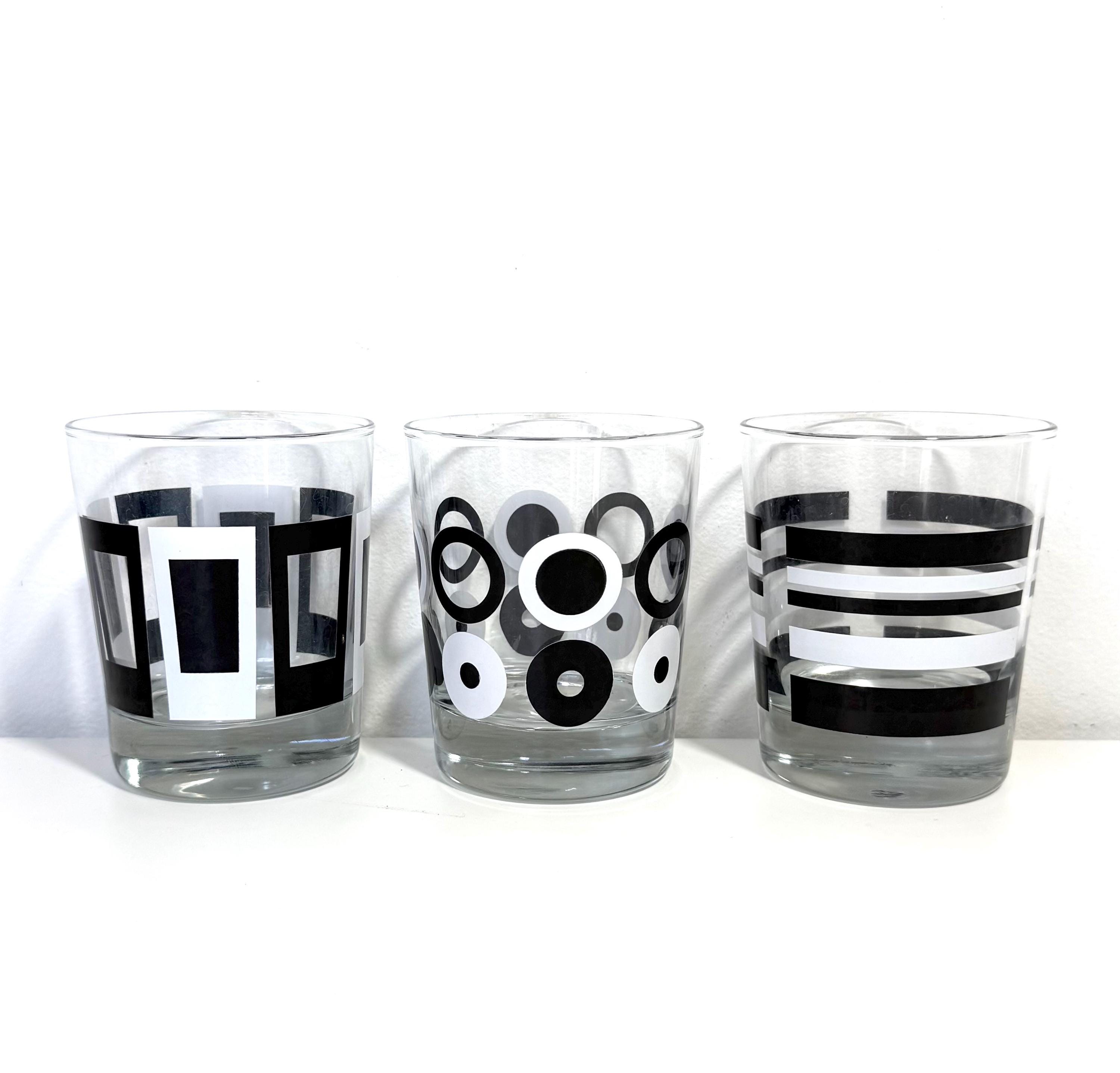 Geometrische Schwarz Weiße Cocktailgläser Vintage Ikea Godis Barware Flache Tumbler Rocks Gläser Set von zwei