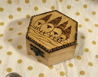 Trinket Box, Treasure Box, Prayer Box, Pyrography, Wood burned box, Original Art, Mother gift, Sister Gift, Child Gift, Gift Box, Sheep