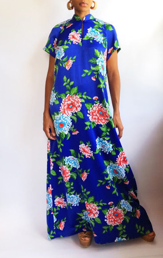Hilo Hatties Royal Blue Floral Maxi Dress (L/XL)