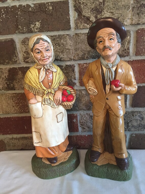 Vintage Figurines Old Man And Women Apples Home Interiors Bisque Homco Figurines Retro Ceramics Deep Creek Shabby Decor - 