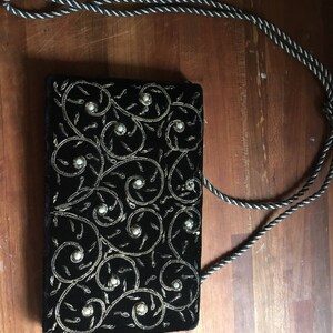 Pretty black box bag