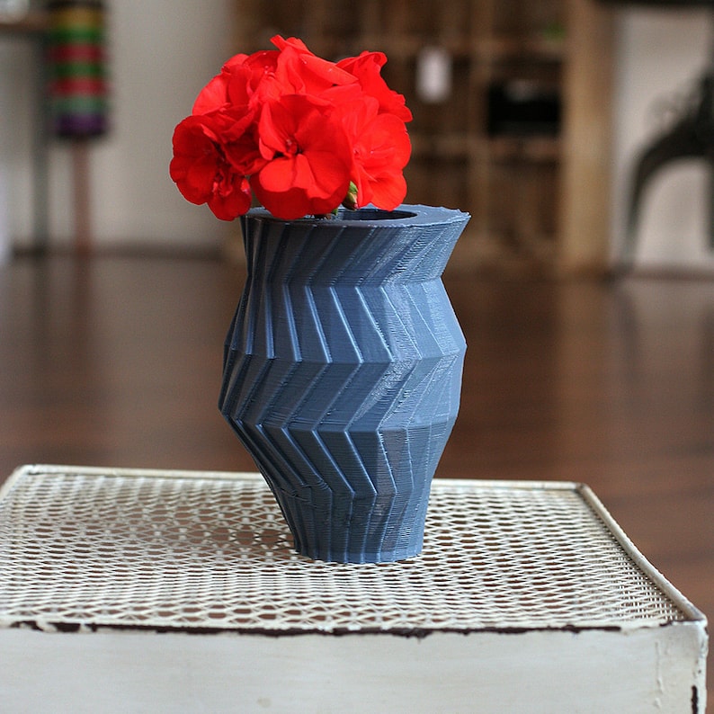 3D printed vase,Plastic vase,Minimalistic 3D printed vase,Industrial 3D printed vase,Futuristic 3D printed vase,Plastic vase,Modern vase image 1