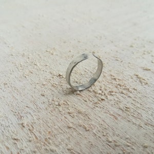 Knuckle ring set of three , midi ring, foot, toe rings, adjustable aluminum silver Minimal, contemporary jewelry, Dainty simple thin ring image 3