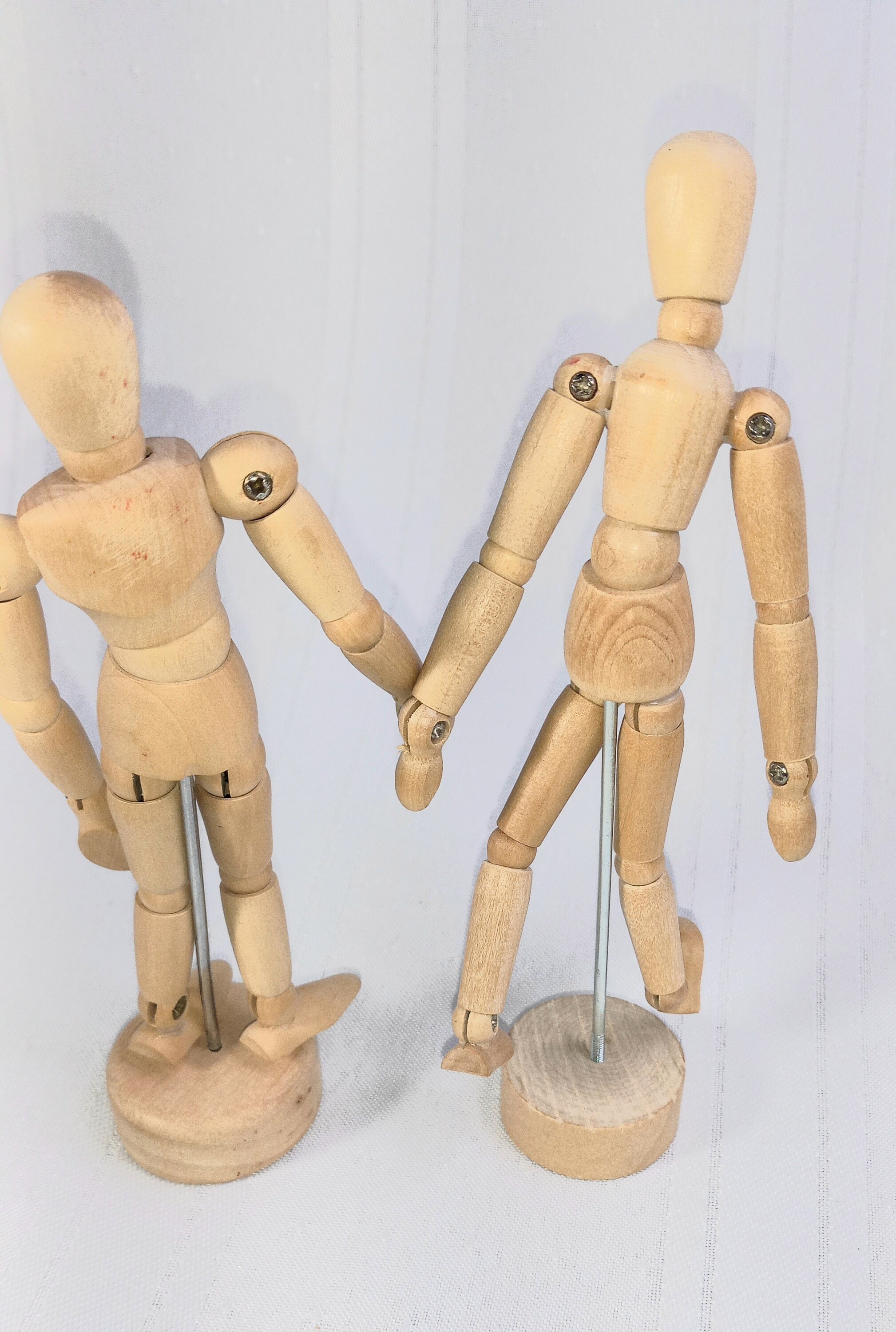 US Art Supply Wood Artist Drawing Manikin Articulated Mannequin with Base and Flexible Body - Perfect for Drawing The Human Figure (5 Male)