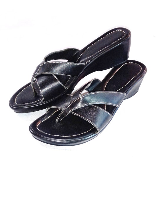 Custom Logo Wholesale Clogs EVA Flat Garden Sandals Men's & Women's Clogs  Shoes Classic Garden Slides Sandals Slippers - China Women Heel Sandals and Italian  Leather Sandals Mens price | Made-in-China.com