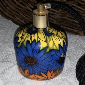 Vintage Perfume Bottle bright daisy design/glass ceramic Perfume