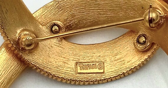 Vintage interlocking double crescent moons brooch… - image 4