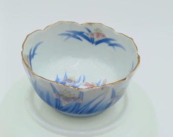Vintage Japanese Porcelain Lilly Floral Gold Trimmed Bowl Trinket Dish/Stamped