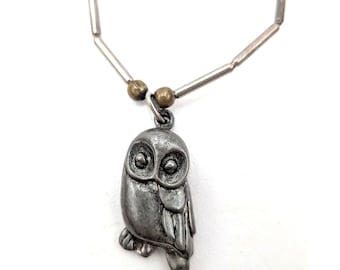 Vintage Silver Tone Tarnish Moody Owl Pendant Necklace. Silver Beaded 18" Chain.