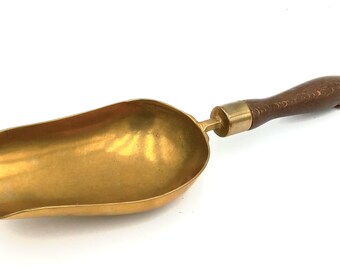 Large Vintage Heavy Duty Brass Scoop with Wood/ Brass Ring/Country Kitchen/6"Scoop/ Grain Flour Scoop.