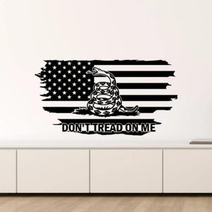 Don&#39;t Tread On Me Wall Decal Vinyl Sticker Gadsden Flag Snake Wall Art USA America Sign Rattlesnake Decor 1776 Gift Poster Stencil 1702