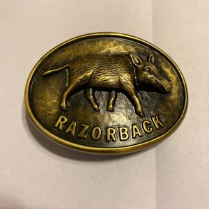 Razorback buckle image 2