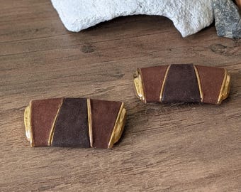 Vintage 80s shoe clips, two-tone brown suede with gold-tone metal, equestrian style, old money chic