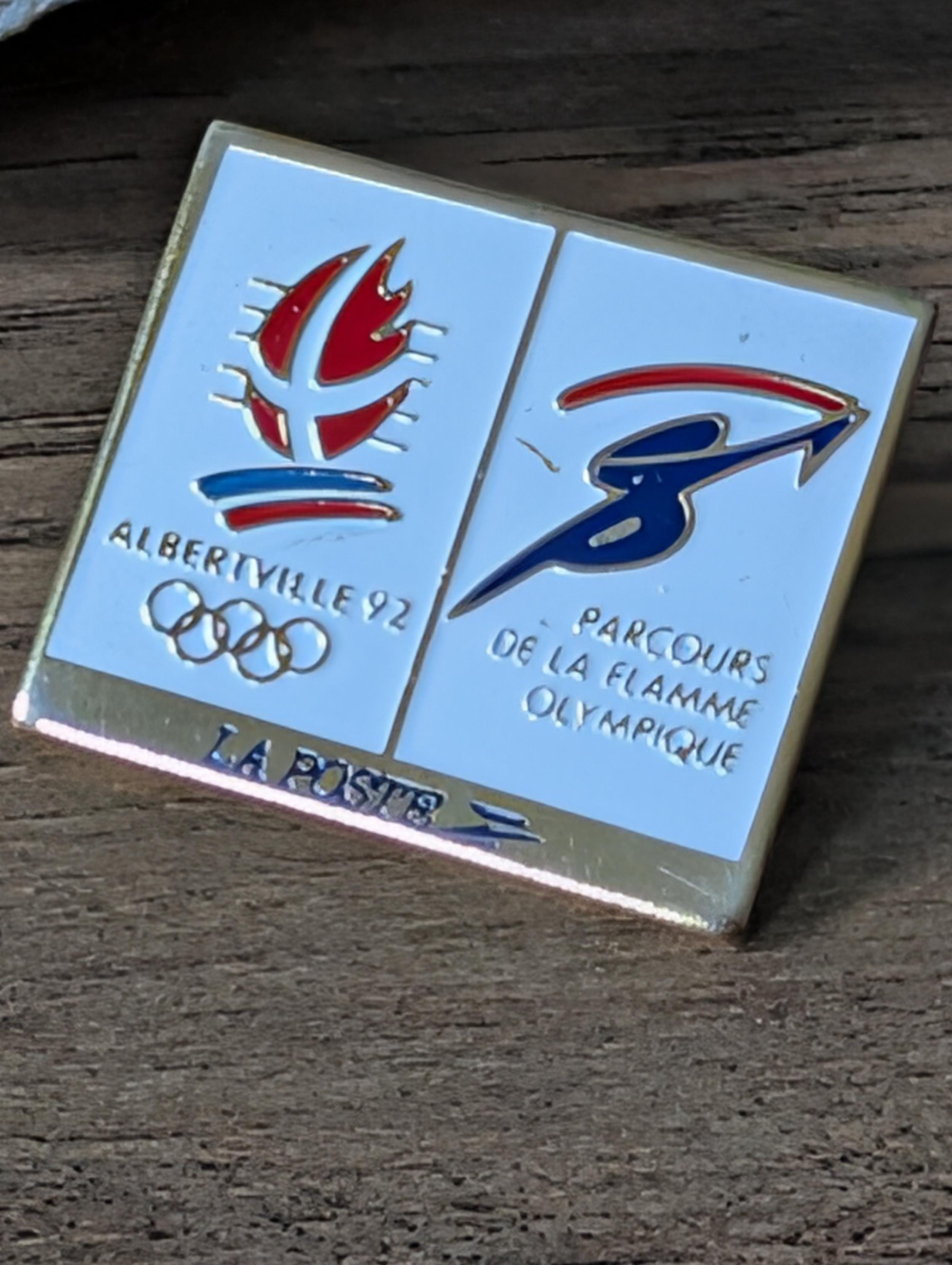 Jeux Olympiques - PIN'S E G F THEME JEUX OLYMPIQUES ALBERTVILLE 1992 LA MASCOTTE SAUT A SKI