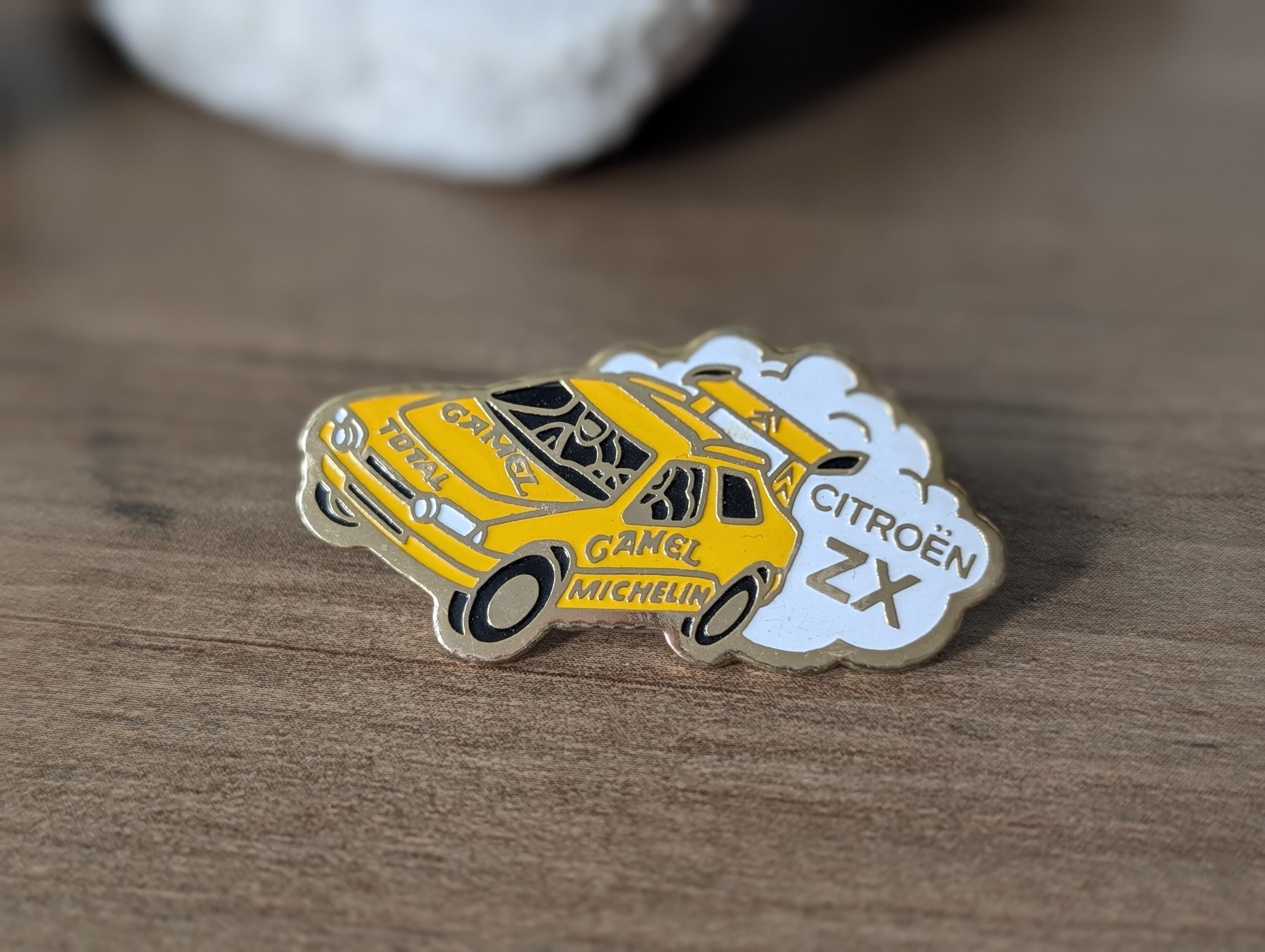パリダカラリータペストリー Vintage Dakar Rally Pins - Etsy
