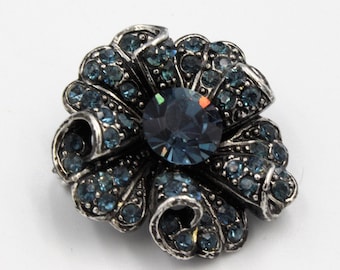Small Navy Blue Rhinestone Embellishment or Pin Silver Tone Rhinestone Wreath Sash Decoration Brooch SBL49