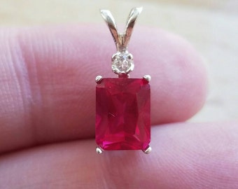 VS Clarity Peridot 3.20ct Rose Gold Finish Solid 925 Sterling Silver Pendant Oval Shape Natural and Untreated August Birthstone,