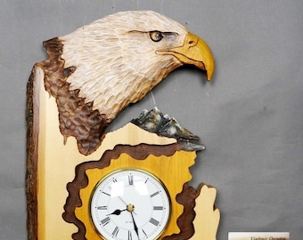 Clock with Eagle Hand Carved on Wood, Carving with Time and Bark, Unique Gift Wall Art for Wild Life Observer, Realistic Bird Cottage Decor