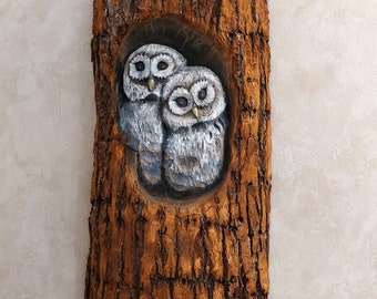 Owls Hand Carved in Wood, Rustic Romantic Wall Art, Wooden Bird Decoration, Unique Gift For Nature lovers, Memory of Friendship for Lodge