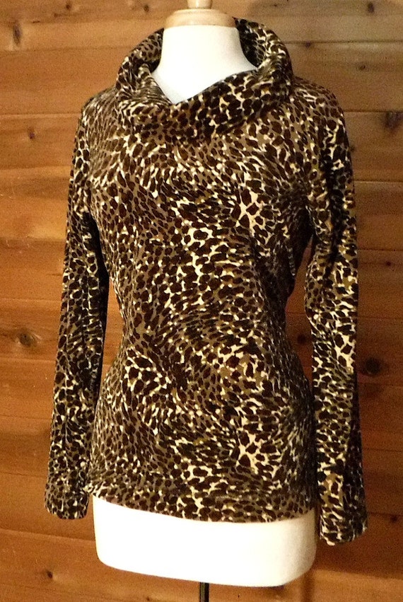 Cheetah turtleneck hot sale