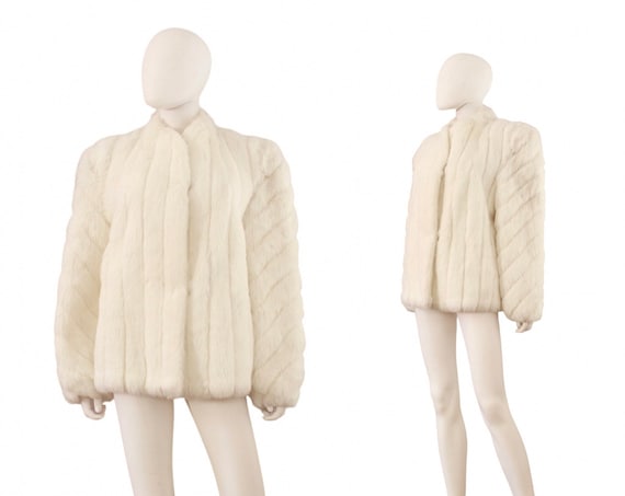 1970s Disco Doll White Faux Fur Coat - 1970s White Coat - 1970s Faux Fur Jacket - Vintage White Faux Fur Coat - 1970s Fur Coat | Size Small
