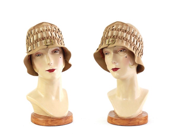 1920s Beige Felt Cloche - 1920s Beige Cloche - 1920s Tan Cloche - 1920s Felt Cloche - 1920s Womens Hat - 1920s Cloche Hat - 1920s Beige Hat