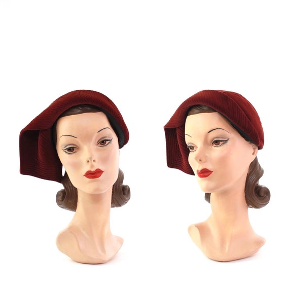 RESERVED | 1940s Red Velvet Hat - 1940s Curvette -