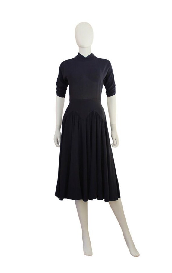 Early 1950s Navy Blue Rayon Swing Dress - 1950s N… - image 3