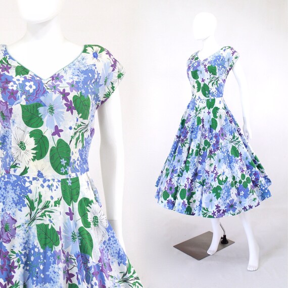 1950s Floral Fit & Flare Dress - 1950s Purple Flor