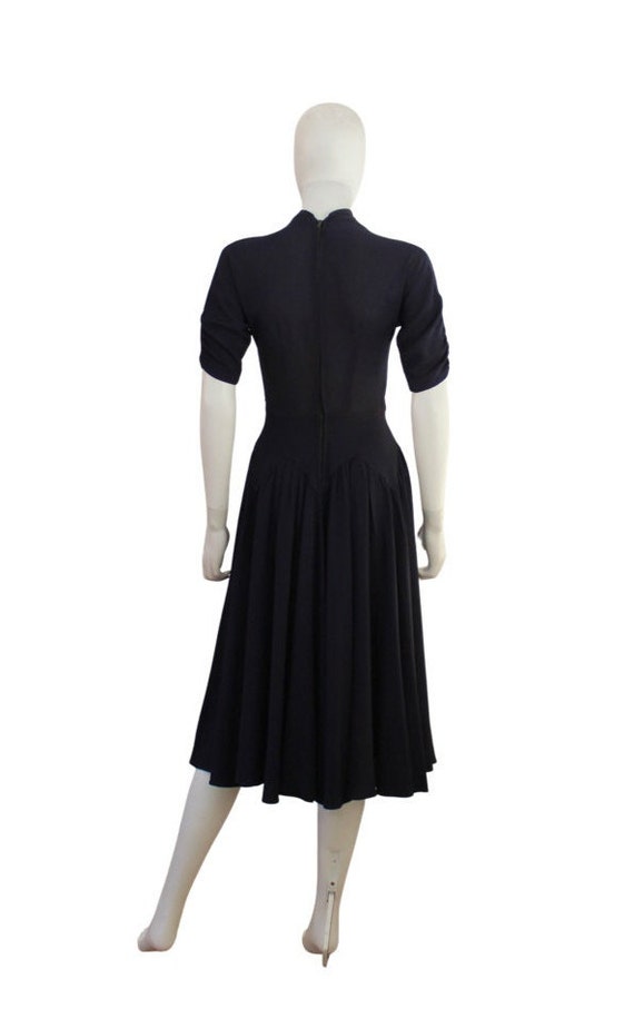 Early 1950s Navy Blue Rayon Swing Dress - 1950s N… - image 8