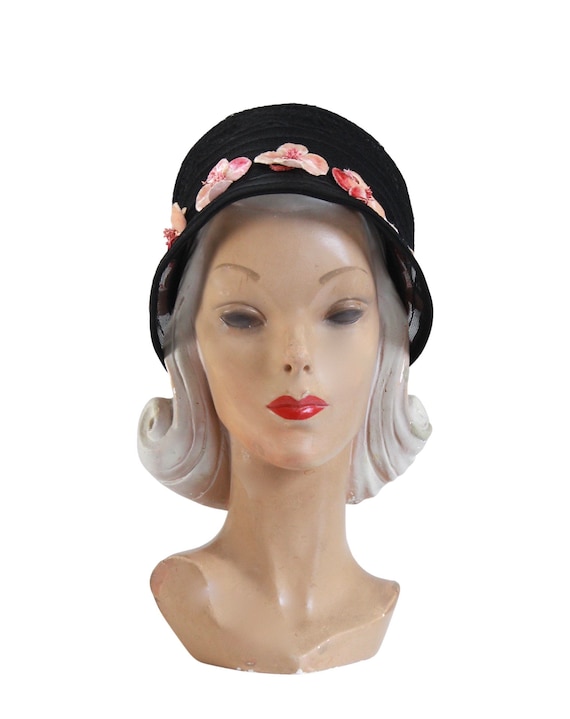 1920s Black Cloche Hat with Pale Pink Velvet Flow… - image 2