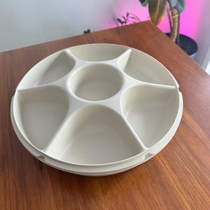 VTG Tupperware Veggie Divided Condiment Serving Tray Lid #1666-1 No Dip Bowl