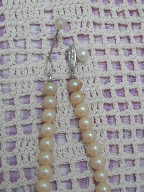 Faux pearls signed Japan, 15 1/2" length, Fish Ho… - image 2