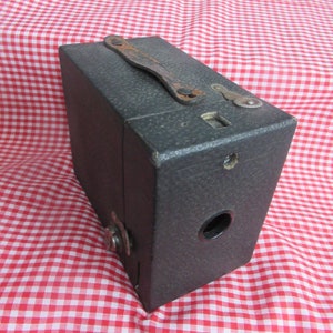 Kodak Hawkeye No. 2 Model C camera, Kodak box camera, Kodak view finder, Kodak Hawkeye camera, RARE Kodak camera, film camera,