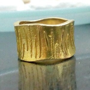 Vintage wedding ring, gold filled ring, pattern band, rustic ring, bridal ring, unique ring, classic ring