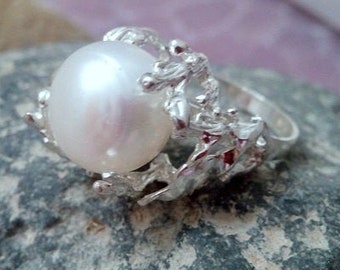 Big Pearl ring, art deco ring, wedding gift, bridal jewelry ,sterling silver ring, cocktail ring, white pearl ring